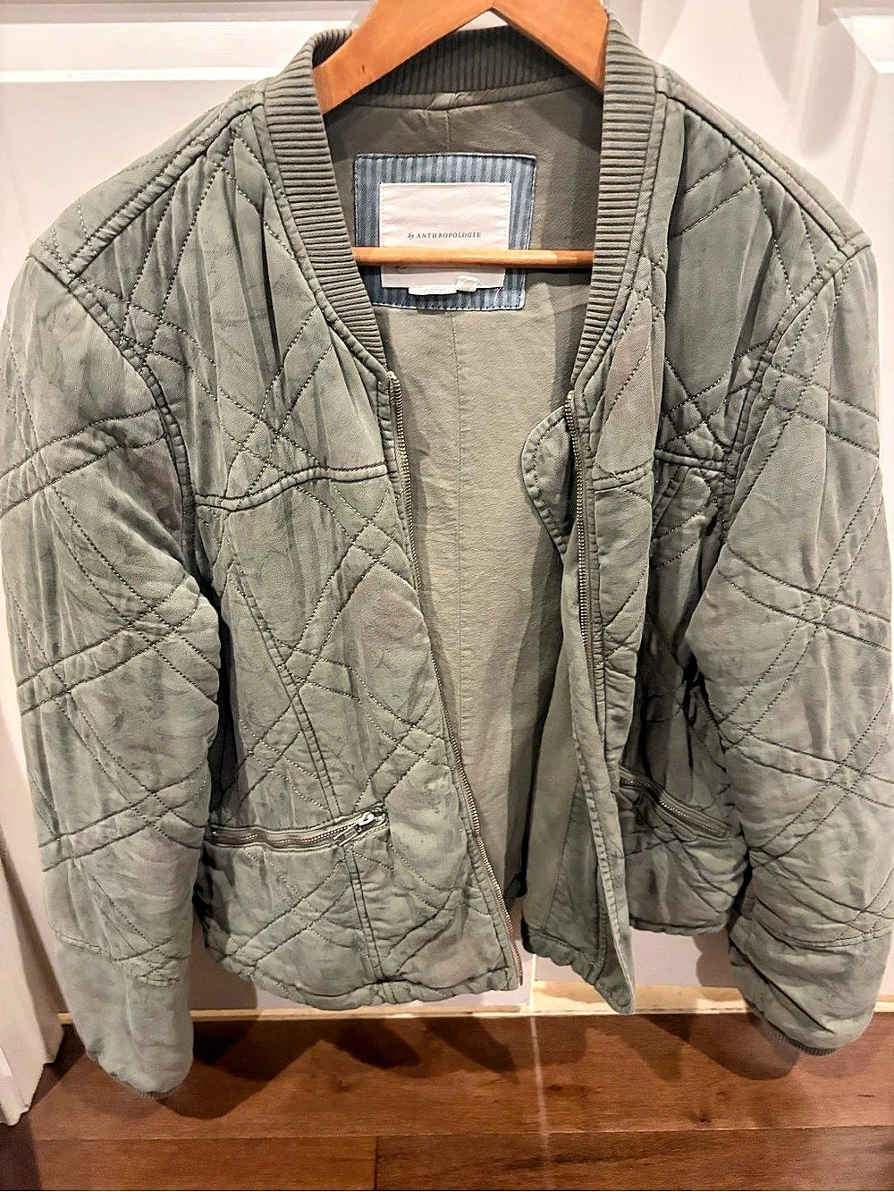 Anthropologie Quilted Bomber Jacket in Green Size Large
